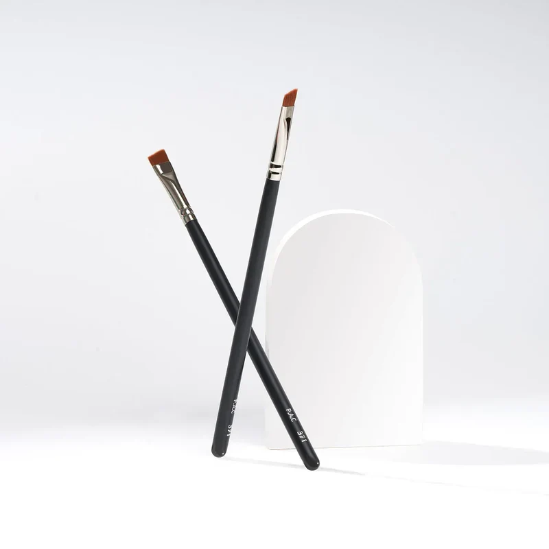 PAC Eyeliner Brush 371